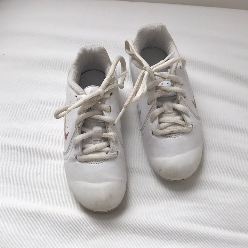 White Nike Cheer shoes size 10.5